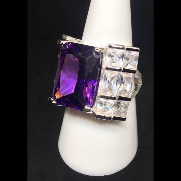 Beautiful Art Deco Style Ring Purple Aquarius Birthday Color W/3 Diamond On Side - Picture 8 of 10
